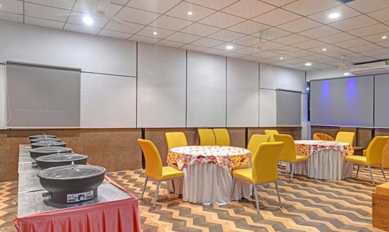 Treebo Merit Indore Exterior foto
