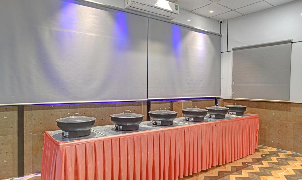 Treebo Merit Indore Exterior foto