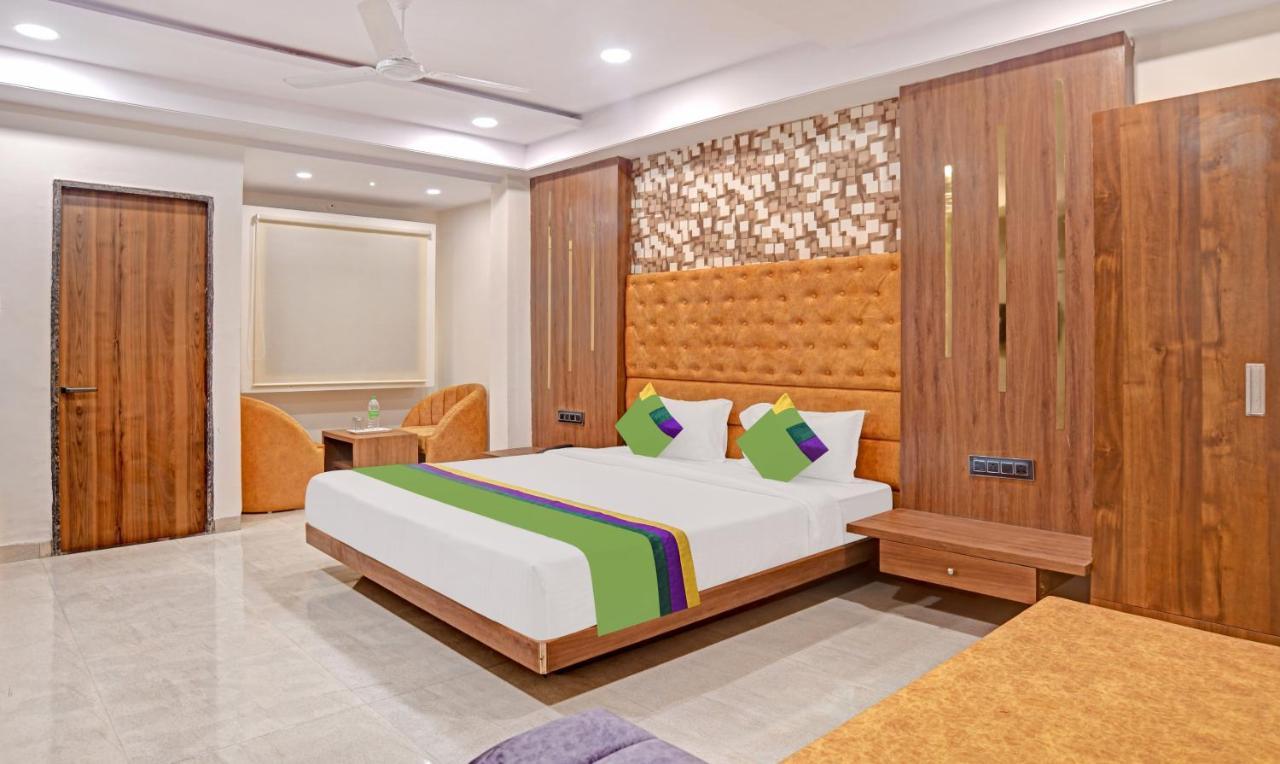Treebo Merit Indore Exterior foto