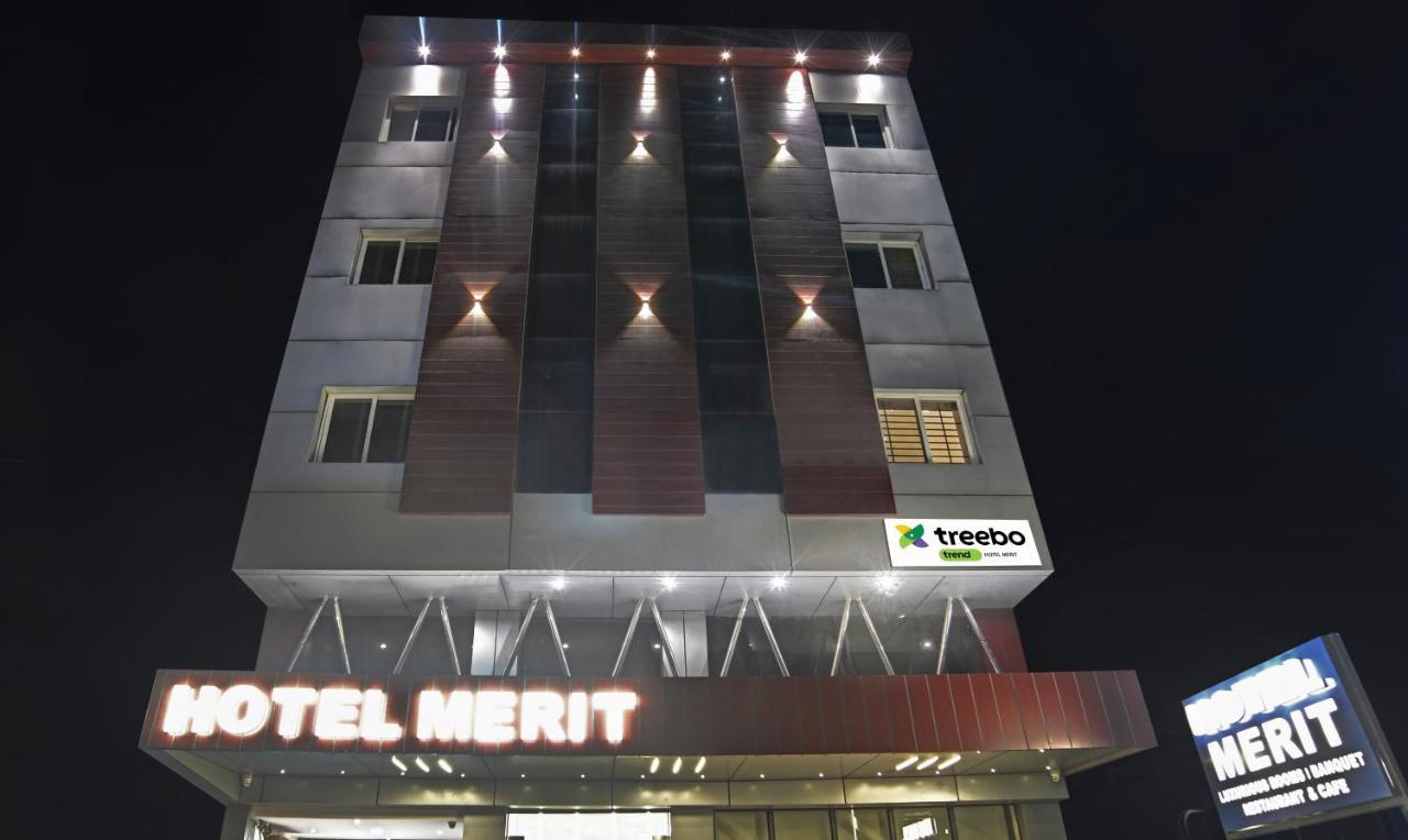 Treebo Merit Indore Exterior foto